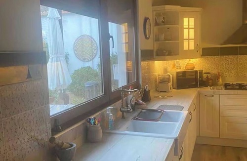 Alicante House | House -Sleeps 6-Garden-Fireplace