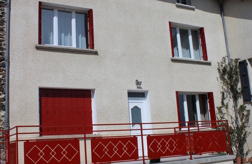 Lissac House | HOUSE SLEEPS 6 GITE DE LA SOURCE 3 STARS