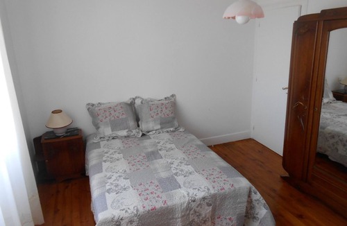 Lissac House | HOUSE SLEEPS 6 GITE DE LA SOURCE 3 STARS