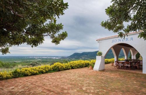 Nules House | House -Sleeps 8-Natural Pool-Pet Friendly