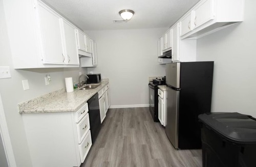 North Little Rock House | House - Sleeps 9 - Parking - Patio