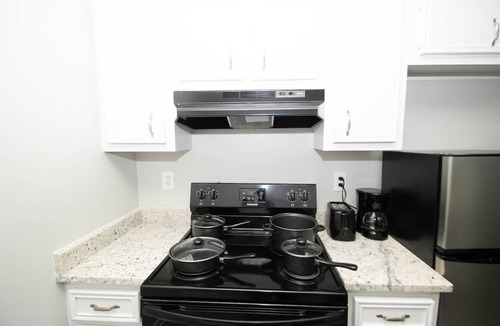 North Little Rock House | House - Sleeps 9 - Parking - Patio