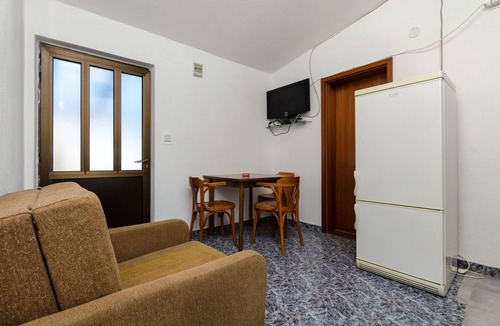 Rogac House | House Slišković (38792-K1) - Rogac - island Solta