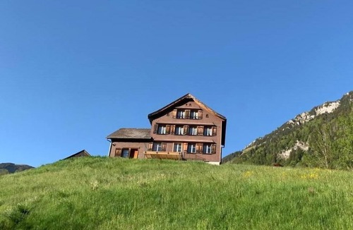 Mitloedi House | House Stelz