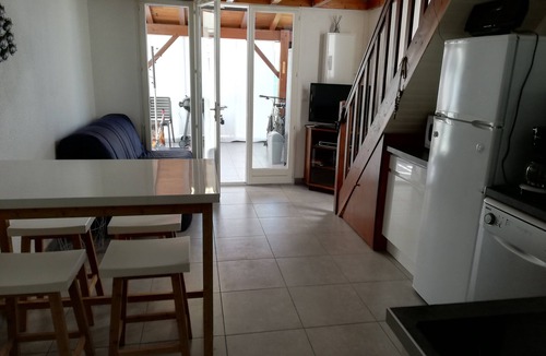 Saint-Cyprien Plage Villa | House T3 + loft, 6pers in residence with pool