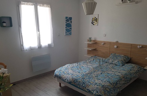 Le Cannet-des-Maures House | house, terraces, jacuzzi