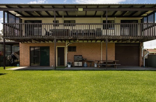 Sussex Inlet House | House that has the Lot!