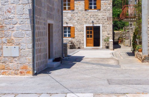 Vrboska House | House Tia