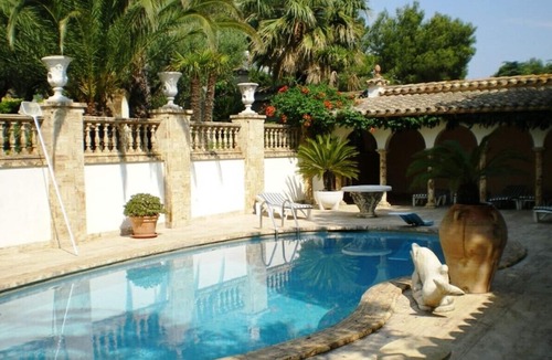 Llanca Villa | House to rent witha private pool 10 persons, sea view