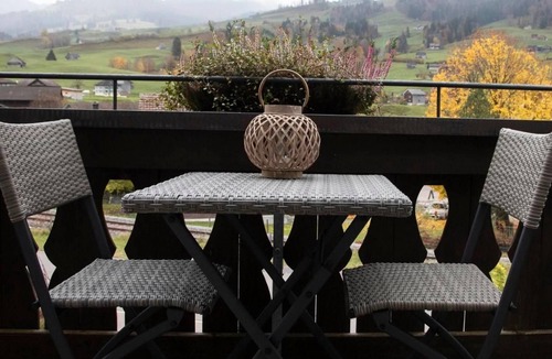 Krummenau Apartment | House to the deer