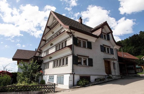 Krummenau Apartment | House to the deer