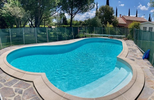 Ventenac-Cabardes Villa | House under the pines with private pool, 10 min from Carcassonne