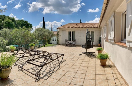 Ventenac-Cabardes Villa | House under the pines with private pool, 10 min from Carcassonne