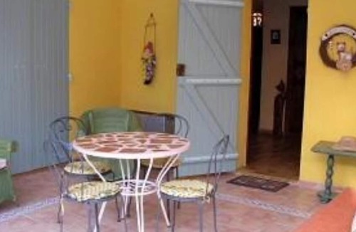 La Capelle-et-Masmolene Villa | House / Villa - Uzes (La Capelle et Masmolene)
