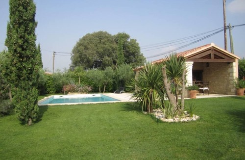 Montaren-et-Saint-Mediers Villa | House/Villa - Uzès