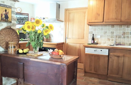 Saint-Dezery House | House Vigneronne