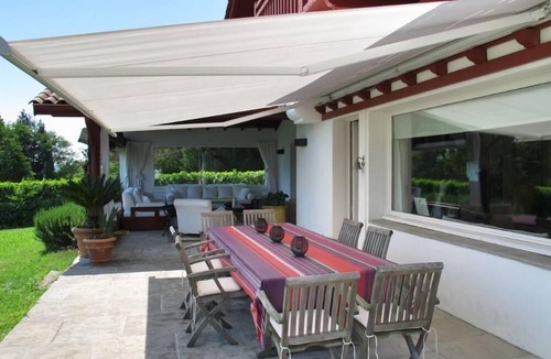 Arbonne House | House/Villa - ARBONNE