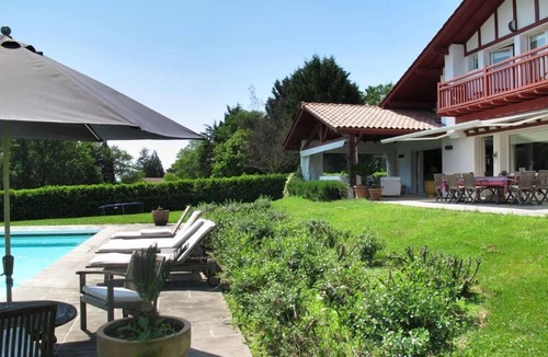 Arbonne House | House/Villa - ARBONNE