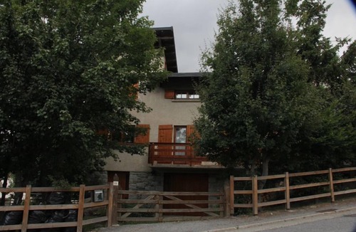 Egat Ski Chalet | house /villa - Egat