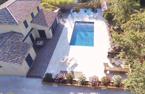 Besse-sur-Issole Villa | House - Villa of 150 m2 for 8 people in an enclosed garden of 3300m2