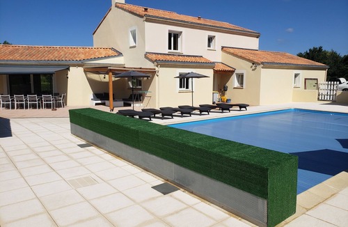 Port-Saint-Pere Villa | House/Villa - Port saint pere