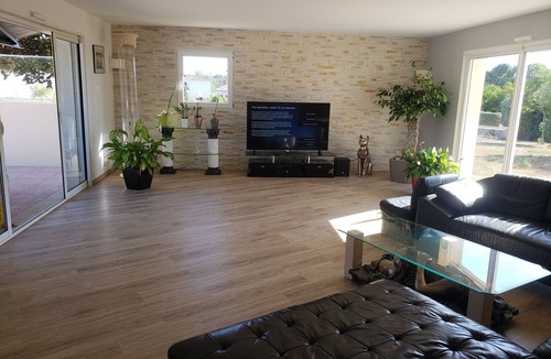 Port-Saint-Pere Villa | House/Villa - Port saint pere