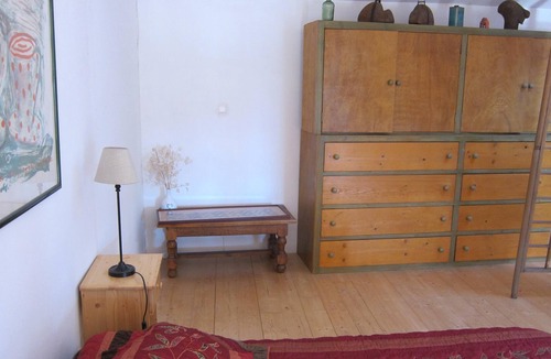 Quinson House | House / Villa - Quinson