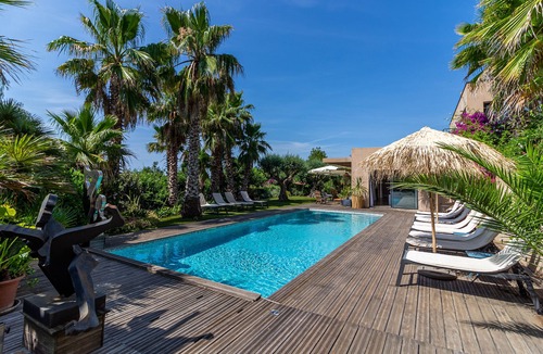 La Croix-Valmer Villa | House/Villa - SAINT-TROPEZ