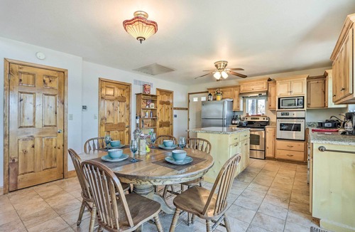 Climax Springs House | House w/Deck Overlooking Lake of the Ozarks!