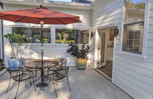 Fairfield House | House W/Gym, Sauna, Espresso Machine, EV charger