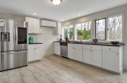 East Quogue House | House w/pool & outdoor dining!n
