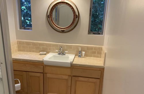 Studio City House | House, walking distance from Universal Studios