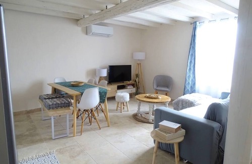 Chateauneuf-de-Gadagne House | House with panoramic terrace