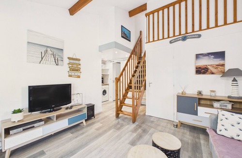 Saint-Michel-Chef-Chef House | House with a pool at 200m from the beach