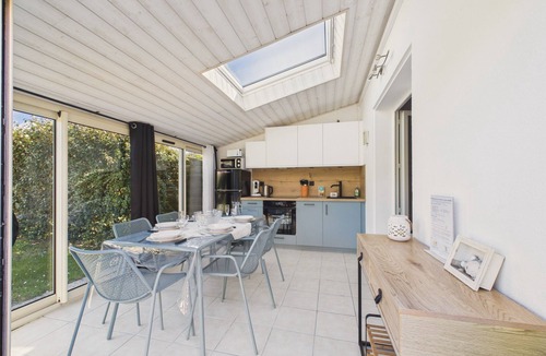Saint-Michel-Chef-Chef House | House with a pool at 200m from the beach