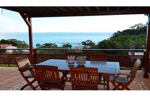 Canyet de Mar Ski Chalet | House with private pool in Rosamar, Costa Brava