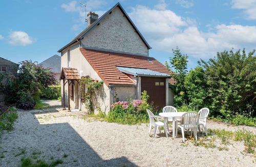 Arromanches-les-Bains House | House with nice garden - Centre ville Arromanches