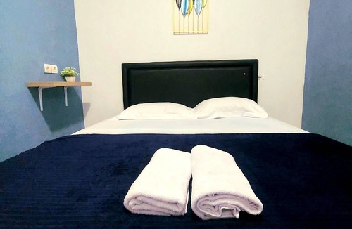Prawirotaman House | House with 3 BR only 1 km from Malioboro @Fhstay malioboro