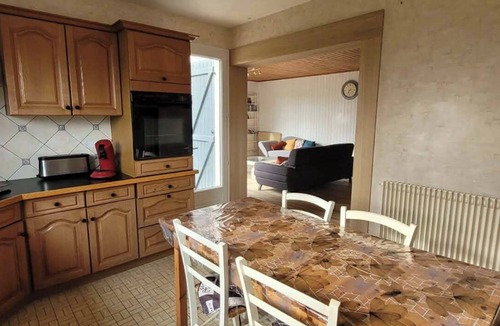 Le Tablier House | House with 4100 m2 grounds 2 km from the Piquet au Tablier chaos site.