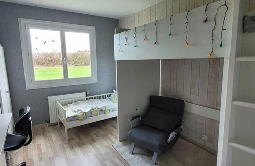 Le Tablier House | House with 4100 m2 grounds 2 km from the Piquet au Tablier chaos site.