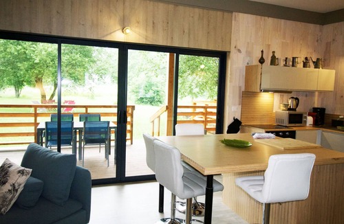 Doucier House | HOUSE WITH AIR CONDITIONING