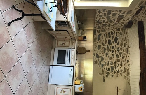 Castelnau-de-Brassac House | house with all comfort pets allowed