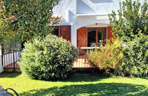 L'Escala House | HOUSE WITH COMMUNITY POOL 1KM FROM EMPURIES BEACHES