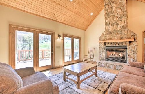 Edray House | House with Deck, Fire Pit - 15 Mins to Snowshoe!