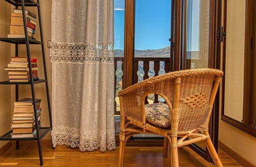Casas del Castanar House | House with garden located in the Jerte Valley
