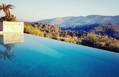 Auribeau-sur-Siagne House | House with panoramic sea and mountain views