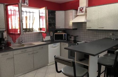 Latresne House | House with heated swimming pool