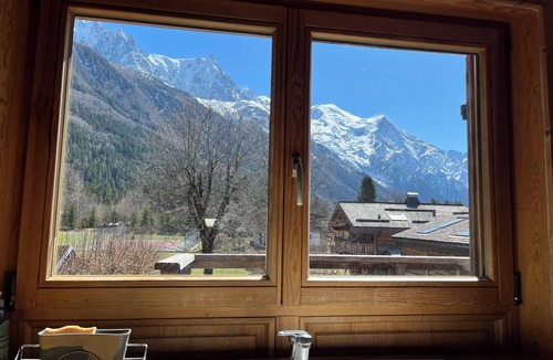 Les Praz-de-Chamonix Ski Chalet | House with garden