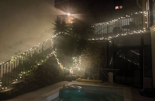 Laroque-des-Alberes House | House with pool in the centre of beautiful Laroque des Alberes