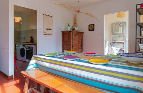 Les Sables d'Olonne Ski Chalet | House with Jacuzzi in a Quiet Area – La Chaume District, Les Sables – Sleeps 6